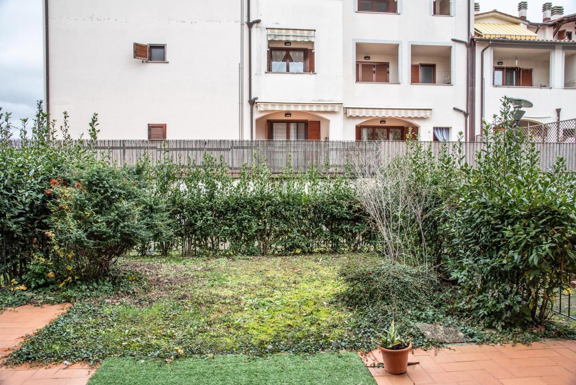 Via Della Musica Apartment Vicchio Luaran gambar